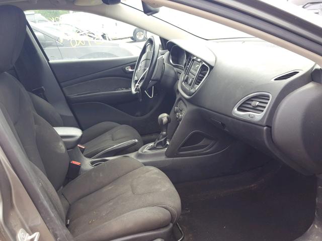 1C3CDFBA4DD328504 - 2013 DODGE DART SXT Šedá fotografie 5