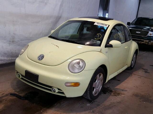 3VWCK21C11M467046 - 2001 VOLKSWAGEN NEW BEETLE 黄色 照片 2