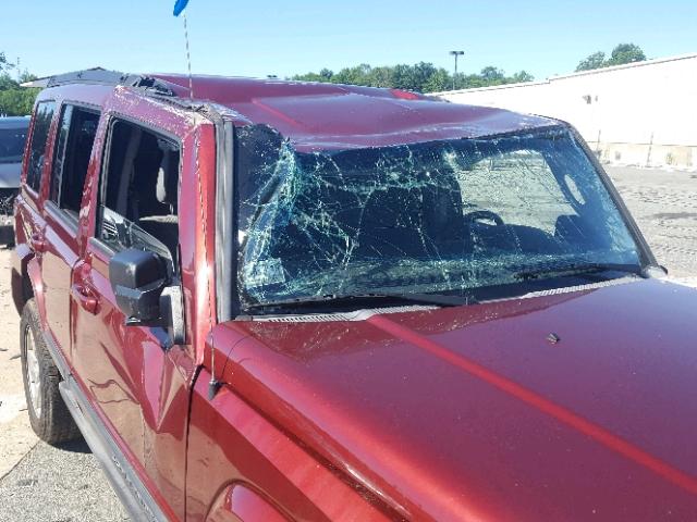 1J8HG48K47C507657 - 2007 JEEP COMMANDER MAROON photo 9