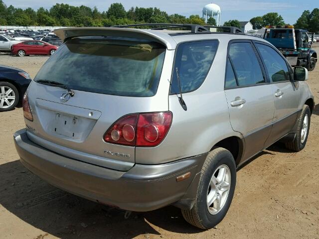 JT6GF10U8Y0053585 - 2000 LEXUS RX 300 SILVER photo 4