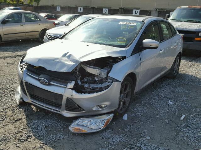 1FADP3F24DL139176 - 2013 FORD FOCUS GRAY photo 2