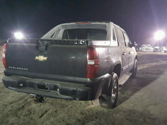 3GNEC12JX7G109443 - 2007 CHEVROLET AVALANCHE BLACK photo 4