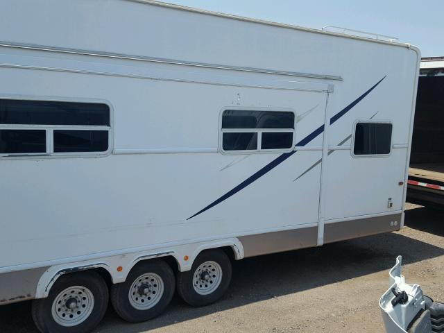 5CZ300R3581120962 - 2008 LUXU 5TH WHEEL WHITE photo 4