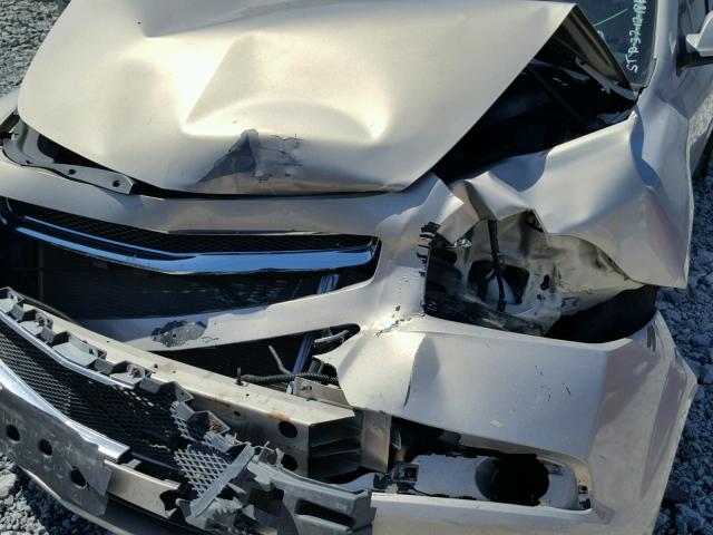 1G1ZC5EU1CF158381 - 2012 CHEVROLET MALIBU 1LT GOLD photo 9