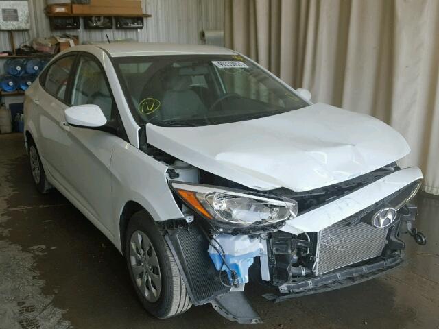 KMHCT4AE3GU135428 - 2016 HYUNDAI ACCENT SE WHITE photo 1