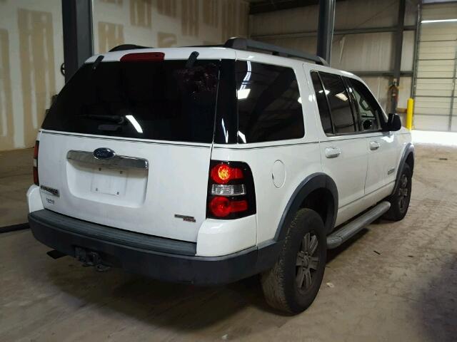 1FMEU73E47UB05214 - 2007 FORD EXPLORER X WHITE photo 4