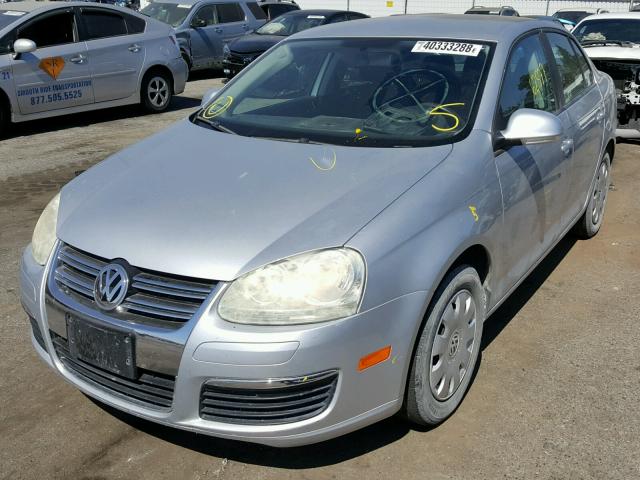 3VWPG71K76M653219 - 2006 VOLKSWAGEN JETTA VALU SILVER photo 2