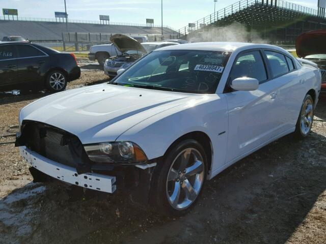 2C3CDXCT9EH147523 - 2014 DODGE CHARGER WHITE photo 2