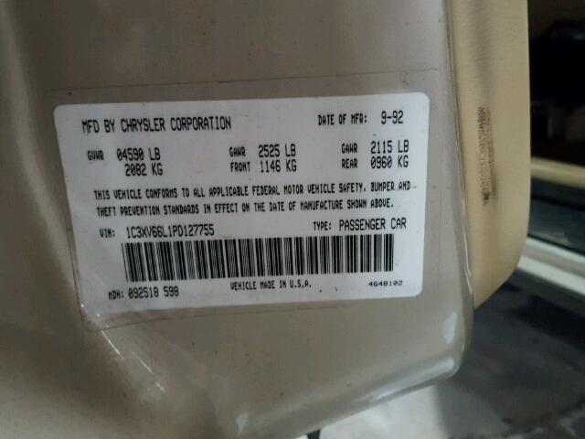 1C3XV66L1PD127755 - 1993 CHRYSLER NEW YORKER 棕色 照片 10