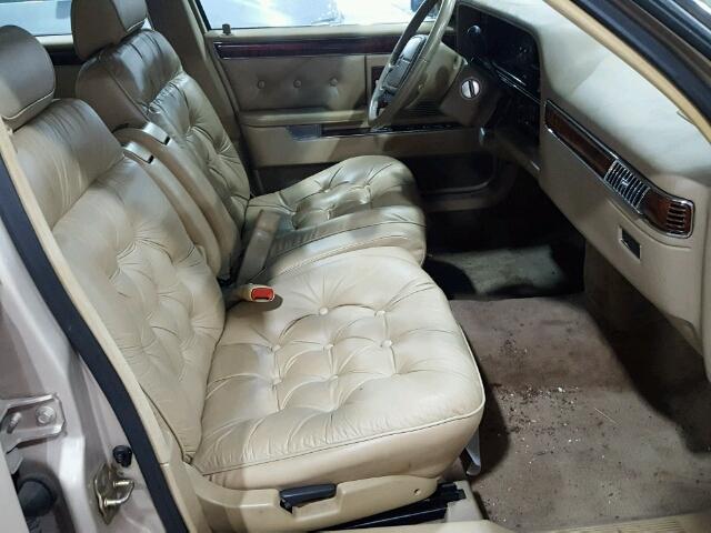1C3XV66L1PD127755 - 1993 CHRYSLER NEW YORKER 棕色 照片 5