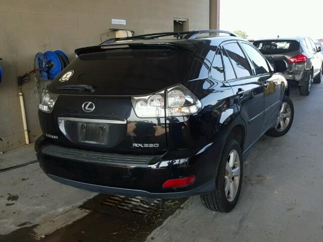 2T2HA31U25C042178 - 2005 LEXUS RX 330 BLACK photo 4