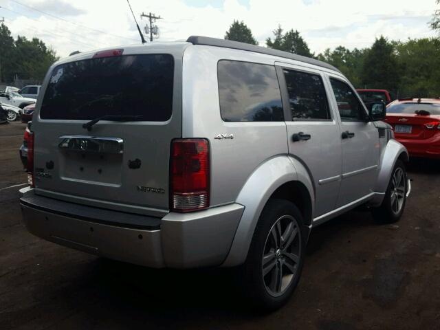 1D4PU7GX0BW511628 - 2011 DODGE NITRO SHOC SILVER photo 4