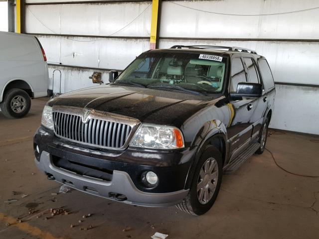 5LMFU27R93LJ24634 - 2003 LINCOLN NAVIGATOR Schwarz Foto 2