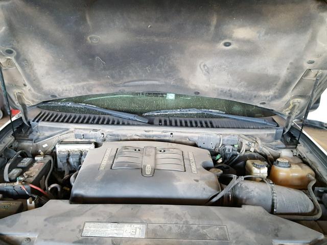 5LMFU27R93LJ24634 - 2003 LINCOLN NAVIGATOR Schwarz Foto 7