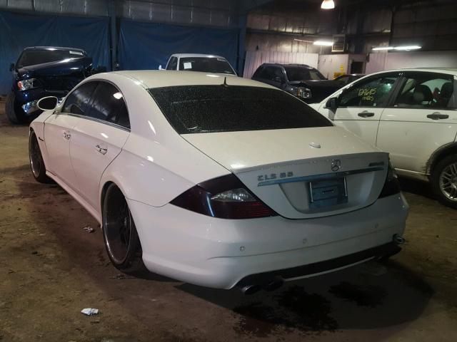 WDDDJ76X26A056056 - 2006 MERCEDES-BENZ CLS 55 AMG WHITE photo 3