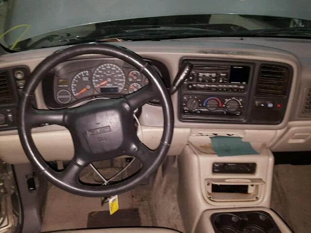 1GKEK13T21J265515 - 2001 GMC YUKON GOLD photo 9