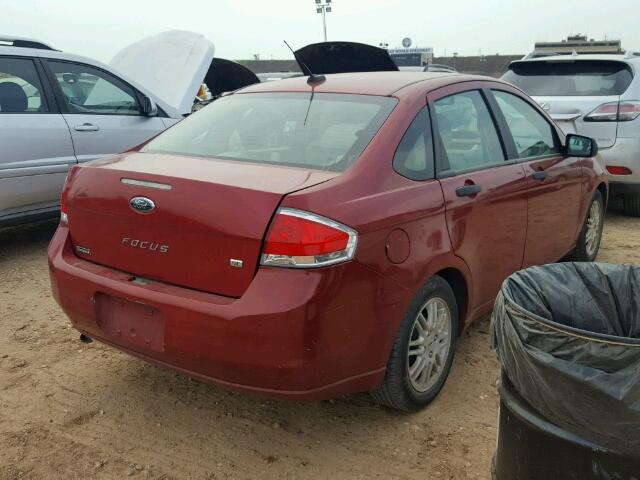 1FAHP3FN7BW202164 - 2011 FORD FOCUS RED photo 4