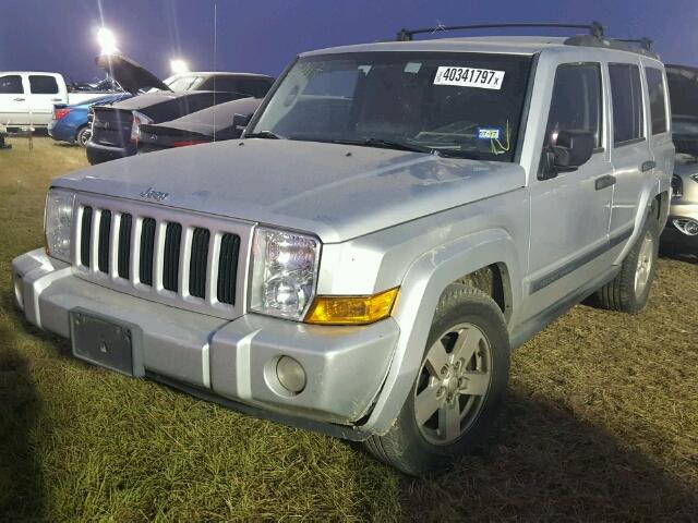 1J8HG48K36C297745 - 2006 JEEP COMMANDER SILVER photo 2
