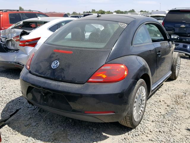 3VWJP7AT5DM614821 - 2013 VOLKSWAGEN BEETLE BLACK photo 4