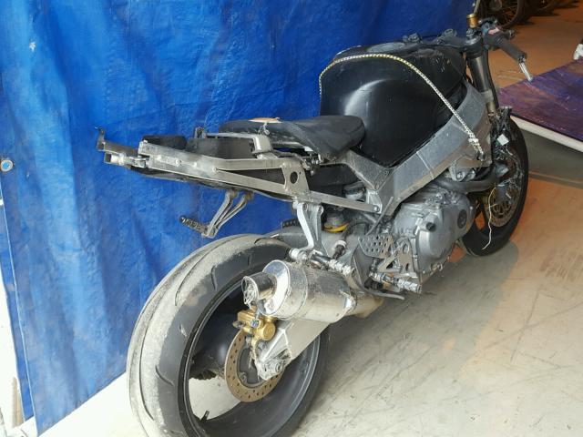 JH2SC44011M102779 - 2001 HONDA CBR900 RR BLACK photo 4