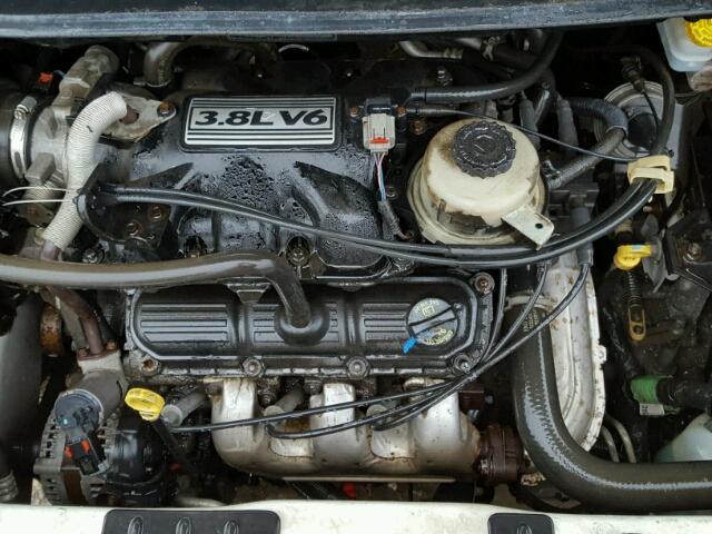 2D4GP44L46R628702 - 2006 DODGE GRAND CARA WHITE photo 7