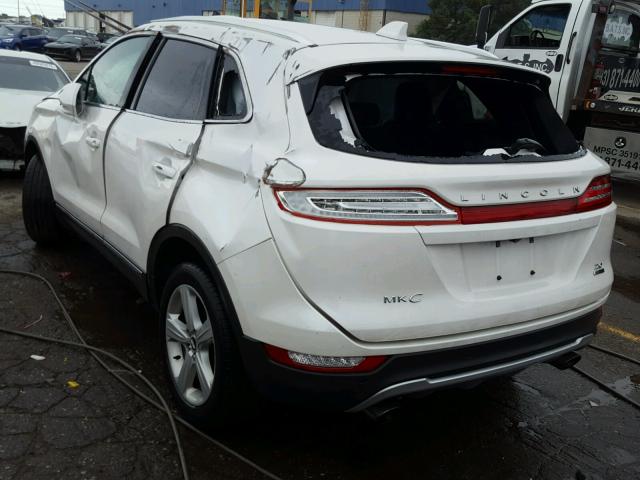 5LMCJ1C9XGUJ21611 - 2016 LINCOLN MKC PREMIE WHITE photo 3