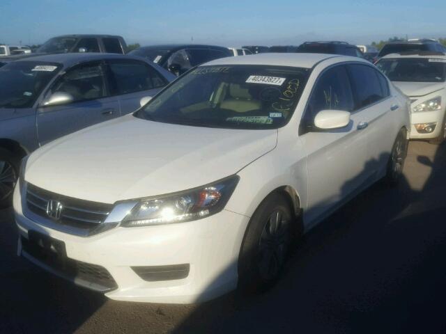 1HGCR2F37EA220089 - 2014 HONDA ACCORD LX WHITE photo 2