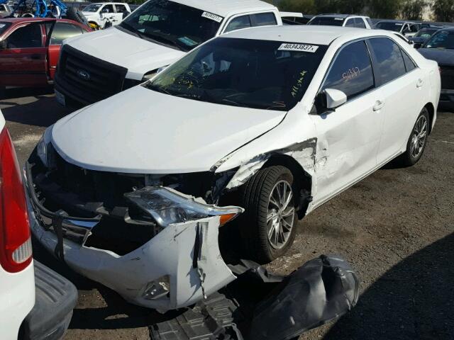 4T4BF1FK1CR250299 - 2012 TOYOTA CAMRY BASE WHITE photo 2