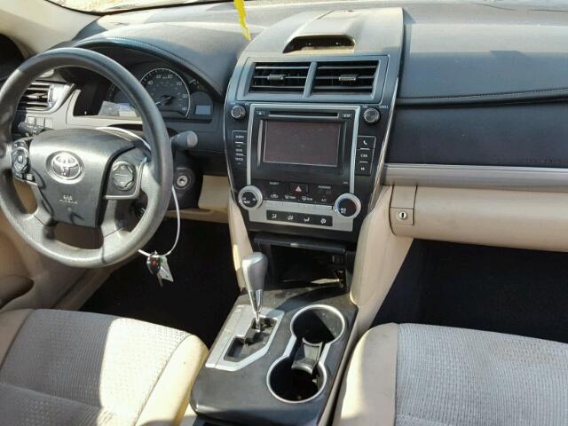 4T4BF1FK1CR250299 - 2012 TOYOTA CAMRY BASE WHITE photo 9