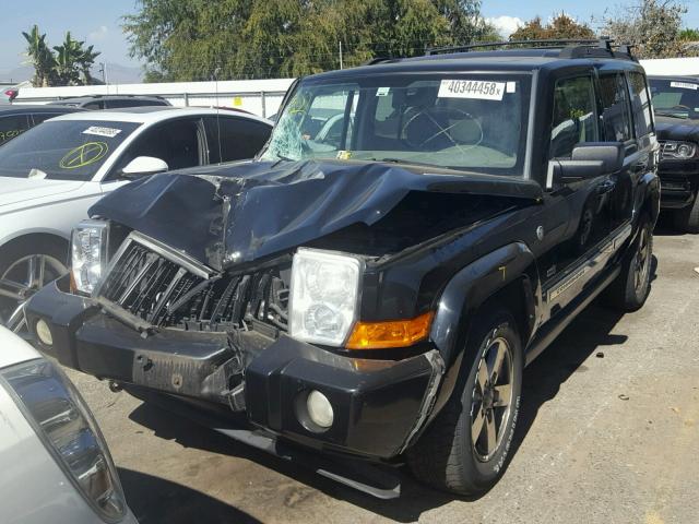 1J8HG48N46C352195 - 2006 JEEP COMMANDER BLACK photo 2