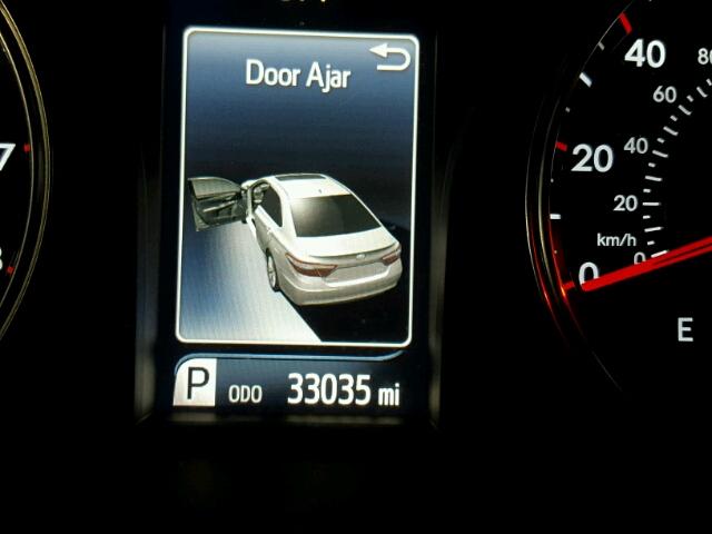 4T1BF1FK9FU942664 - 2015 TOYOTA CAMRY LE თეთრი ფოტო 8