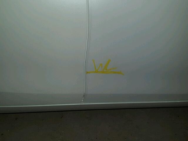 4T1BF1FK9FU942664 - 2015 TOYOTA CAMRY LE თეთრი ფოტო 9