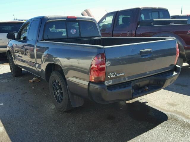 5TFTX4CN7FX063099 - 2015 TOYOTA TACOMA GRAY photo 3