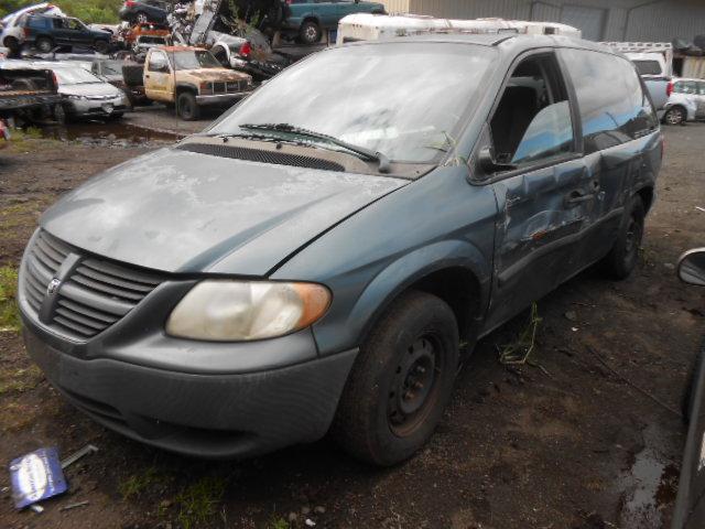 1D4GP25B75B316221 - 2005 DODGE CARAVAN SE GREEN photo 2