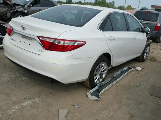 4T4BF1FK7FR467232 - 2015 TOYOTA CAMRY LE WHITE photo 4