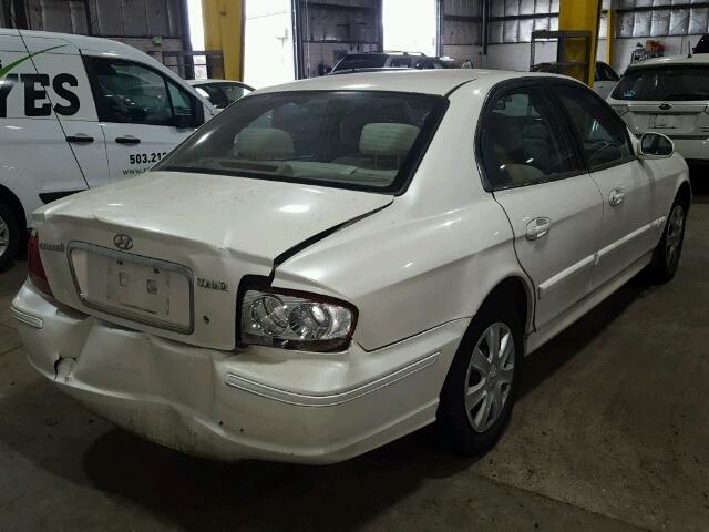 KMHWF25S74A982894 - 2004 HYUNDAI SONATA GL WHITE photo 4