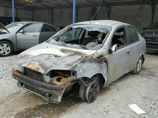 KL1TD56646B594977 - 2006 CHEVROLET AVEO BASE Күміс фото 2