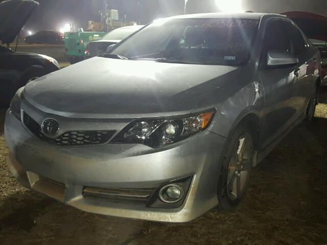 4T1BF1FK1EU413949 - 2014 TOYOTA CAMRY L SILVER photo 2