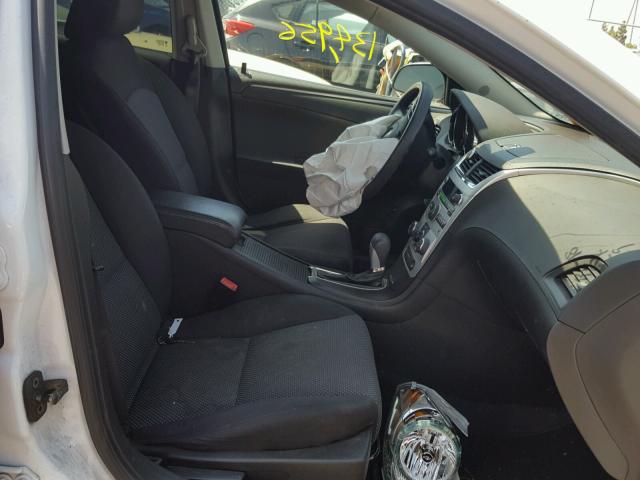 1G1ZC5EBXAF166961 - 2010 CHEVROLET MALIBU 1LT 白色 照片 5