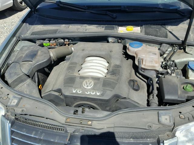 WVWWU63B45E145857 - 2005 VOLKSWAGEN PASSAT GLX 绿色 照片 7