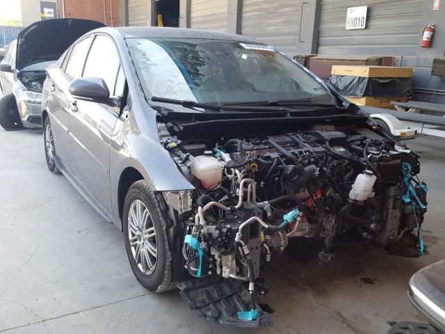 JTDKARFP2H3018122 - 2017 TOYOTA PRIUS PRIM 灰色 照片 1