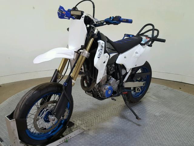 JS1SK44A3E2101004 - 2014 SUZUKI DR-Z400 SM WHITE photo 4