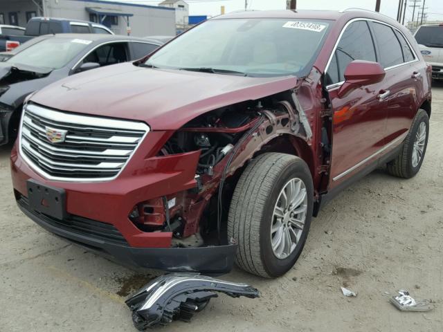 1GYKNBRS3HZ218705 - 2017 CADILLAC XT5 LUXURY BURGUNDY photo 2