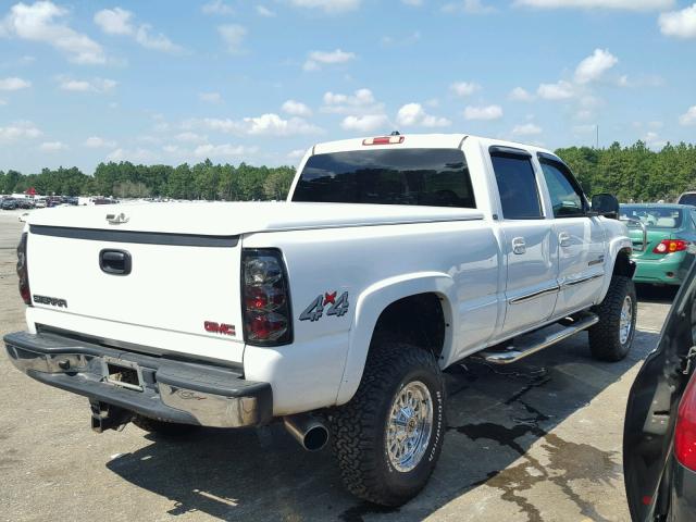 1GTHK23163F102580 - 2003 GMC SIERRA K25 WHITE photo 4