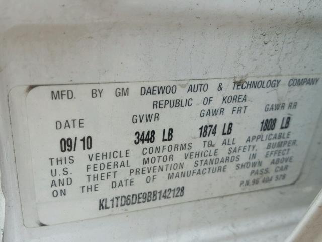 KL1TD6DE9BB142128 - 2011 CHEVROLET AVEO LS WHITE photo 10