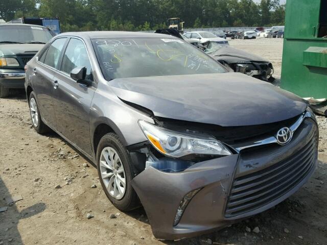 4T4BF1FK2GR569801 - 2016 TOYOTA CAMRY LE GRAY photo 1