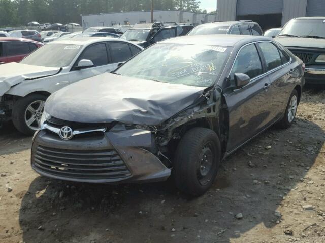 4T4BF1FK2GR569801 - 2016 TOYOTA CAMRY LE GRAY photo 2