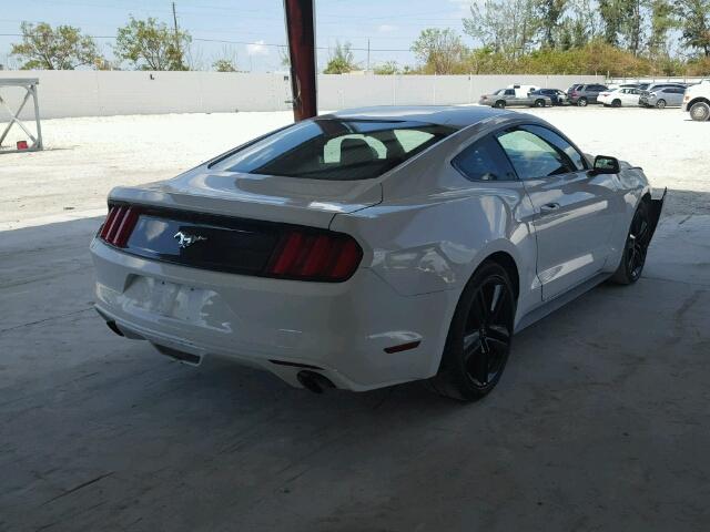 1FA6P8TH2H5228298 - 2017 FORD MUSTANG WHITE photo 4