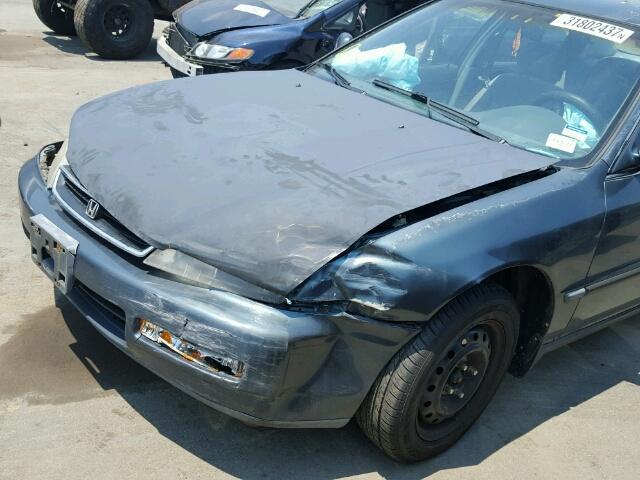 1HGCD5636TA048859 - 1996 HONDA ACCORD LX GREEN photo 9