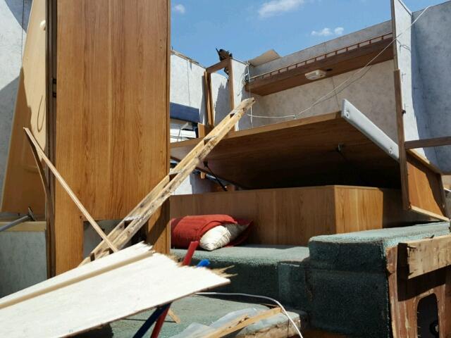 4X4FSMC2XXC003211 - 1999 SALM FOREST RIV WHITE photo 5